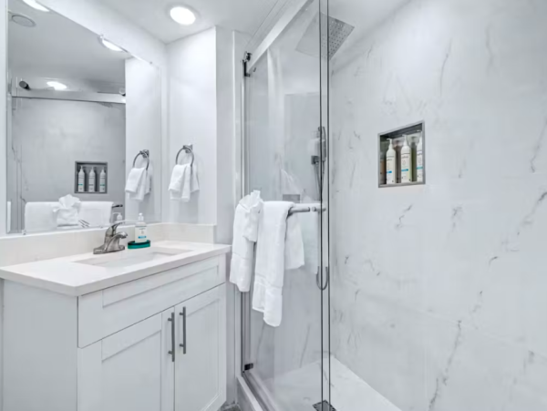 Gulf- Front Condo in Clearwater Beach - Your Perfect Coastal Retreat